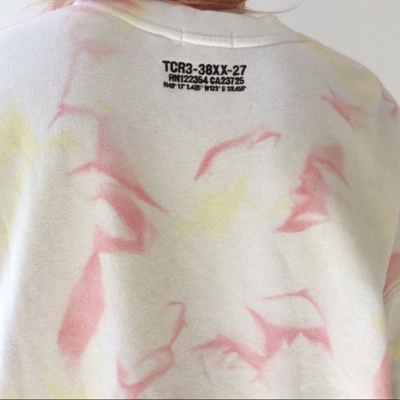 ✨Aritzia✨RARE TNA crewneck - Picture 3 of 6